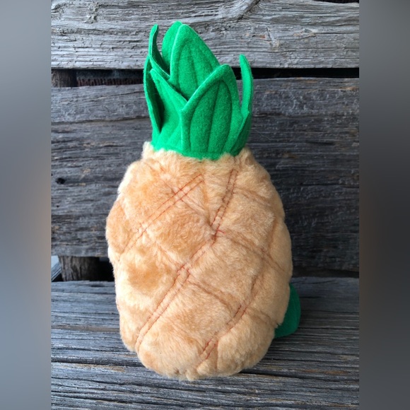 Country Yumkin Juicie Pineapple plush toy Stuffed Anthropomorphic plushie 1983💚 - Picture 5 of 9